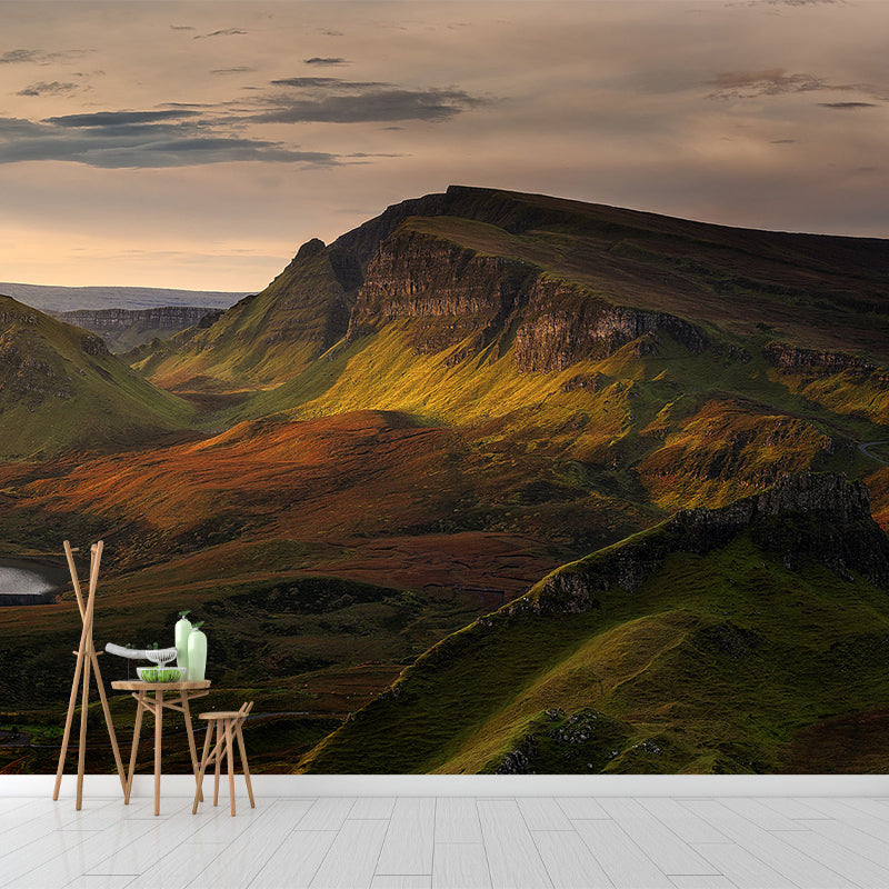 Morning Scenery The Quiraing Mural Modern Smooth Wall Covering in Brown for Bedroom Clearhalo 'Wall Decor' 'Wall Mural' 1501811