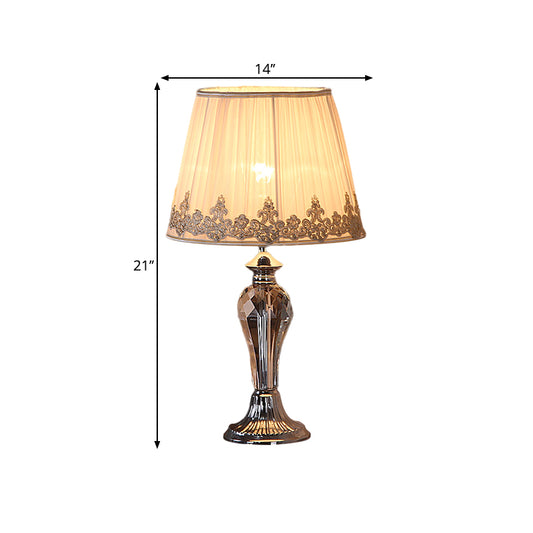 Tapered Pleated Shade Fabric Nightstand Lamp Traditional 1 Head Great Room Crystal Table Light in White Clearhalo 'Lamps' 'Table Lamps' Lighting' 1503380