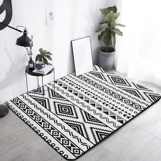 Country Tribal Washable Rug Black and White Ethnic Geometric Rug Stain Resistant Polyester Rug for Living Room White-Black Clearhalo 'Area Rug' 'Rugs' 'Southwestern' Rug' 1503950