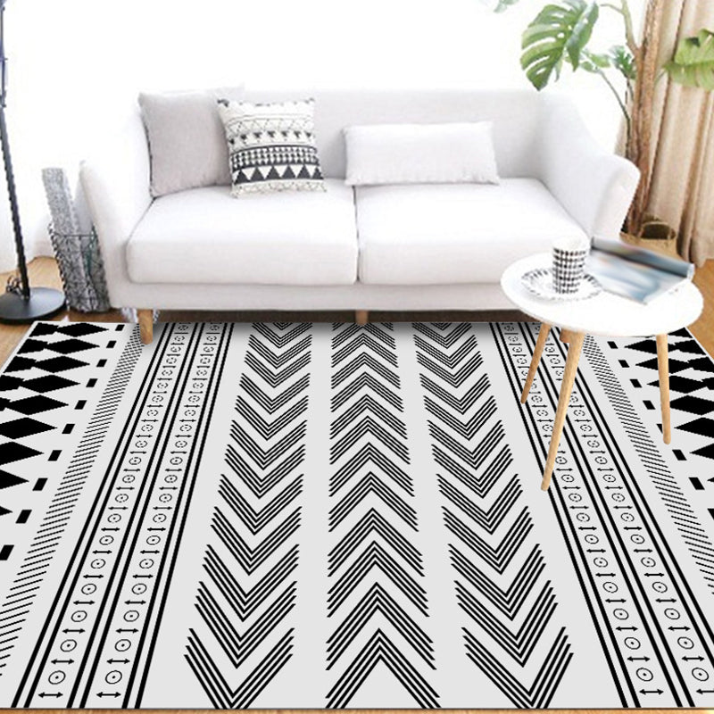 Striped Chevron Washable Area Rug for Living Room Southwestern Americana Pet Friendly Rug in Black and White Clearhalo 'Area Rug' 'Rugs' 'Southwestern' Rug' 1504172