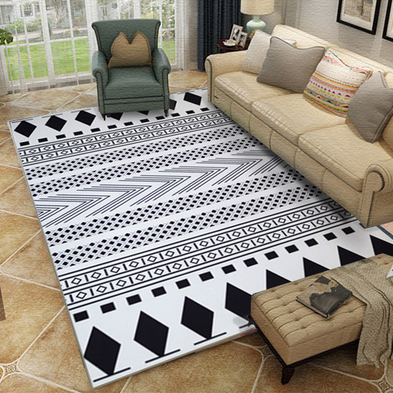 Diamond Geometric Rug Southwestern Americana Area Rug for Bedroom Black and White Fabric Stain Resistant Rug Clearhalo 'Area Rug' 'Rugs' 'Southwestern' Rug' 1504192