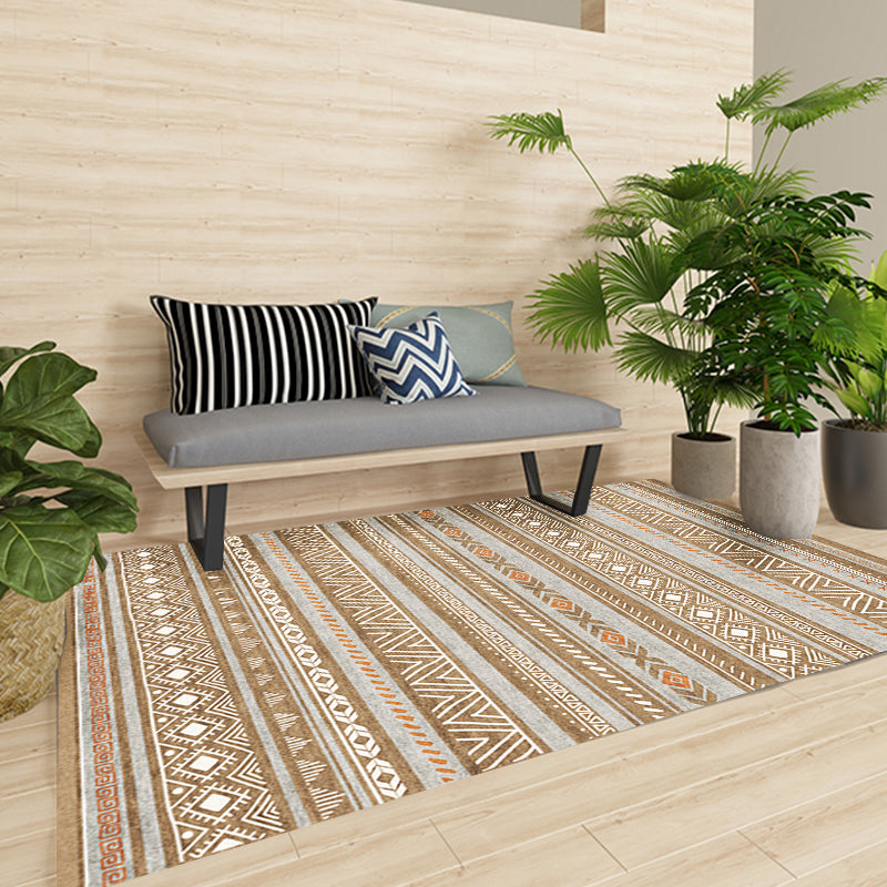 Bohemian Style Indoor Rug Striped Geometric Brilliance Rug with Zigzag lines and Diamond Synthetic Anti-Slip Area Rug Light Khaki Clearhalo 'Area Rug' 'Rugs' 'Southwestern' Rug' 1504318