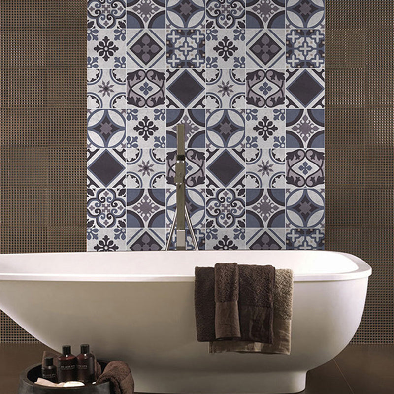 Bohemian Style Floral Wallpapers for Kitchen 3.5' x 8" Wall Covering in Black, Easy to Remove Black Clearhalo 'Wall Decor' 'Wallpaper' 1507910