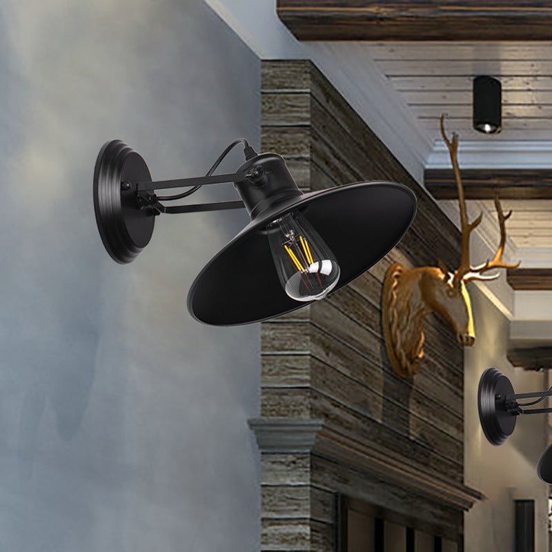 Metallic Saucer Sconce Wall Lighting Antique Style 1 Bulb Corridor Wall Sconce Lamp in Black/Rust Black Clearhalo 'Art deco wall lights' 'Cast Iron' 'Glass' 'Industrial wall lights' 'Industrial' 'Middle century wall lights' 'Modern' 'Rustic wall lights' 'Tiffany' 'Traditional wall lights' 'Wall Lamps & Sconces' 'Wall Lights' Lighting' 158859