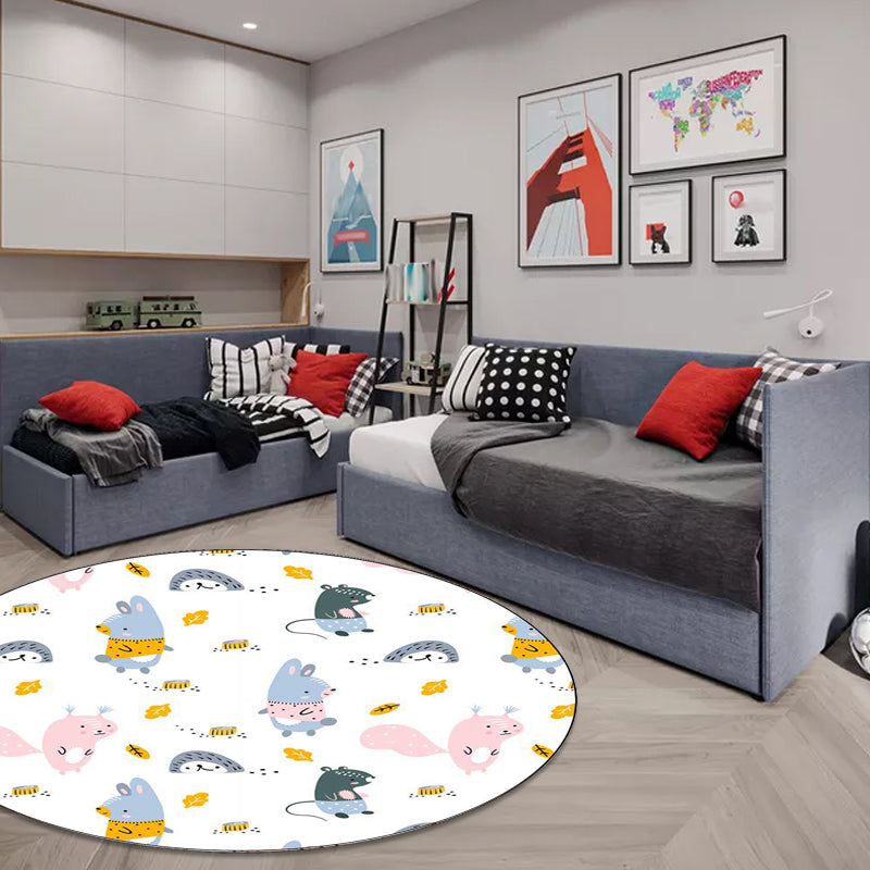 Kids Bedroom Rug in White Animal Rabbit Hedgehog Leaf Print Rug Polyester Machine Washable Pet Friendly Area Rug White Clearhalo 'Area Rug' 'Rug' 1598241