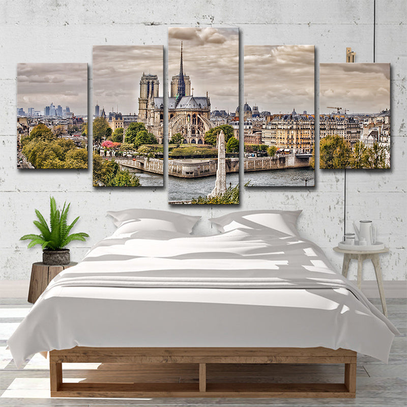 Modern Landmark Canvas Print Green Scenery of Notre-Dame De Paris Wall Art, Multi-Piece Clearhalo 'Art Gallery' 'Canvas Art' 'Contemporary Art Gallery' 'Modern' Arts' 1598962