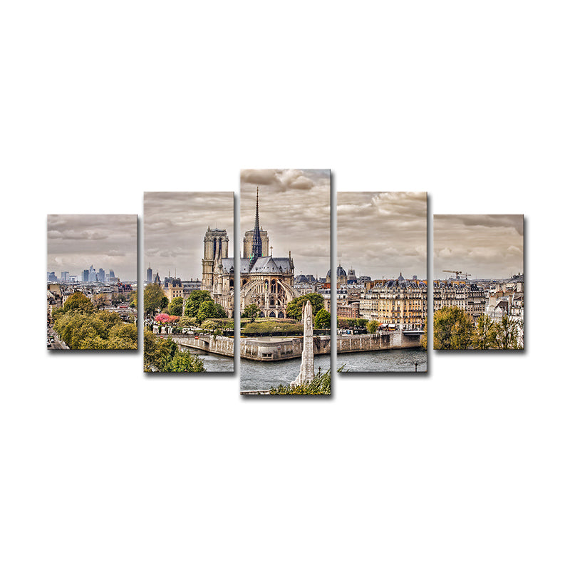 Modern Landmark Canvas Print Green Scenery of Notre-Dame De Paris Wall Art, Multi-Piece Clearhalo 'Art Gallery' 'Canvas Art' 'Contemporary Art Gallery' 'Modern' Arts' 1598963