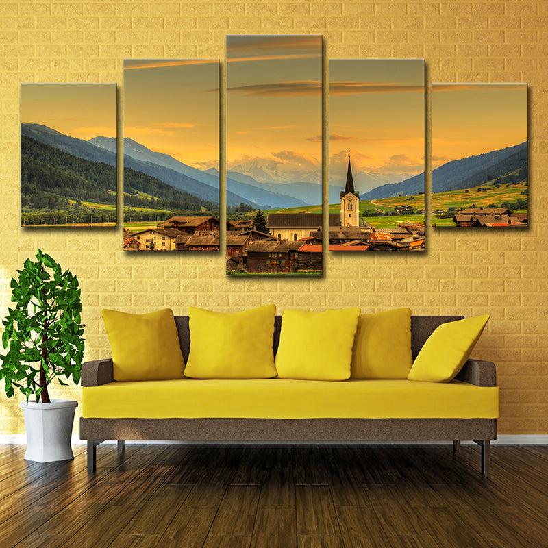 Picturesque European Town Landscape Art Print for Hotel Scenic View Wall Decor in Yellow Yellow Clearhalo 'Art Gallery' 'Canvas Art' 'Contemporary Art Gallery' 'Modern' Arts' 1599025