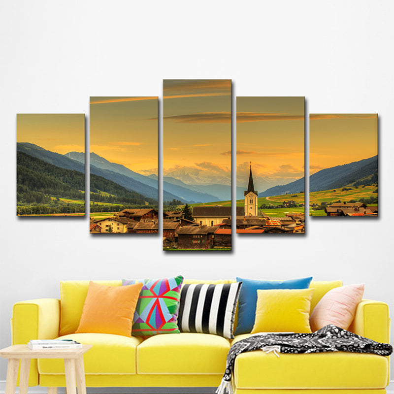 Picturesque European Town Landscape Art Print for Hotel Scenic View Wall Decor in Yellow Clearhalo 'Art Gallery' 'Canvas Art' 'Contemporary Art Gallery' 'Modern' Arts' 1599027