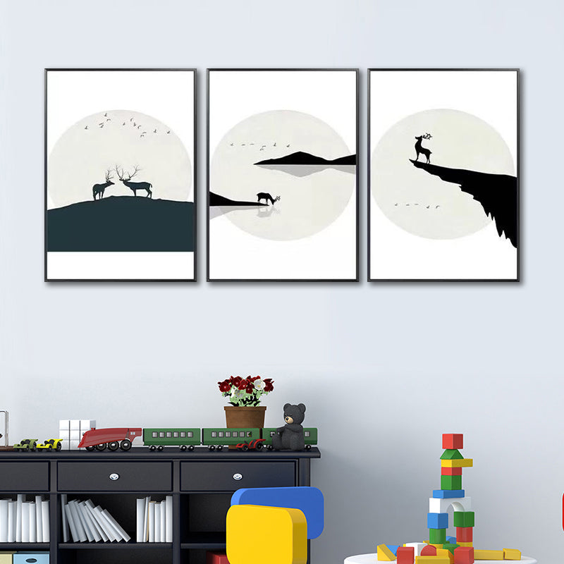 Elk and Moon Painting Canvas Living Room Night Scenery Wall Art Set in Black, Textured Black Clearhalo 'Art Gallery' 'Canvas Art' 'Contemporary Art Gallery' 'Contemporary Art' 'Minimalism' 'Minimalist Art Gallery' 'Scandinavian' Arts' 1599100