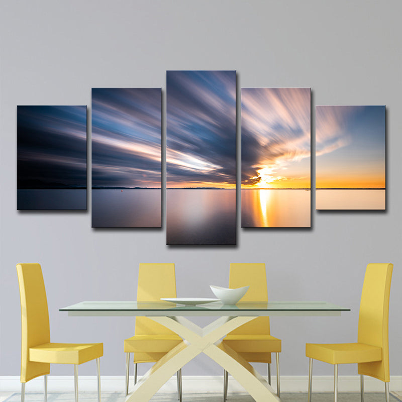 Modernist Wall Art Snapshot of Cloud over Tranquil Sea in Blue for Dining Room Clearhalo 'Art Gallery' 'Canvas Art' 'Contemporary Art Gallery' 'Modern' Arts' 1600267