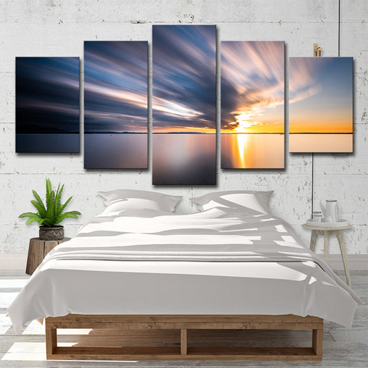 Modernist Wall Art Snapshot of Cloud over Tranquil Sea in Blue for Dining Room Clearhalo 'Art Gallery' 'Canvas Art' 'Contemporary Art Gallery' 'Modern' Arts' 1600268