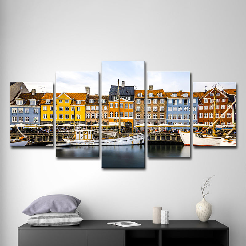 Venice Landscape Wall Art Modern Multi-Piece Canvas in Yellow-Brown for Home Clearhalo 'Art Gallery' 'Canvas Art' 'Contemporary Art Gallery' 'Modern' Arts' 1600394