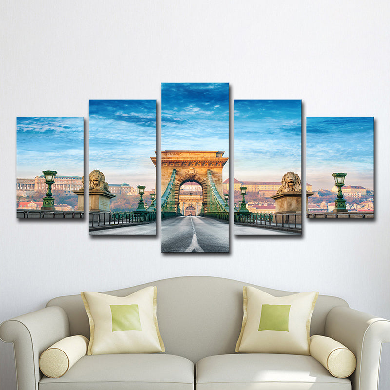 Budapest Bridge Canvas Art Global Inspired Picturesque Landscape Wall Decor in Blue Clearhalo 'Art Gallery' 'Canvas Art' 'Contemporary Art Gallery' 'Modern' Arts' 1600422