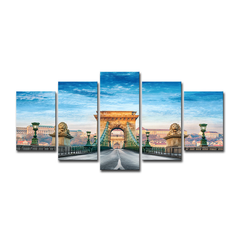 Budapest Bridge Canvas Art Global Inspired Picturesque Landscape Wall Decor in Blue Clearhalo 'Art Gallery' 'Canvas Art' 'Contemporary Art Gallery' 'Modern' Arts' 1600424