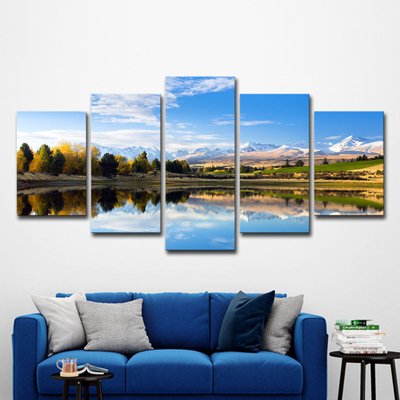 Canterbury Lake Landscape Wall Decor Contemporary Canvas Wall Art in Blue and Green Clearhalo 'Art Gallery' 'Canvas Art' 'Contemporary Art Gallery' 'Modern' Arts' 1600548