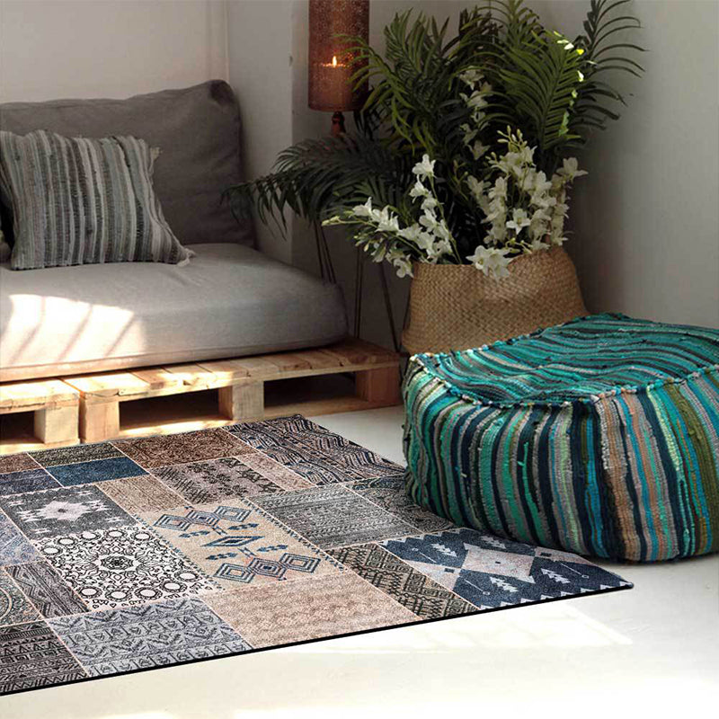 Southwestern Tribal Pattern Rug Grey Polyester Rug Machine Washable Non-Slip Area Rug for Living Room Clearhalo 'Area Rug' 'Rugs' 'Southwestern' Rug' 1609254