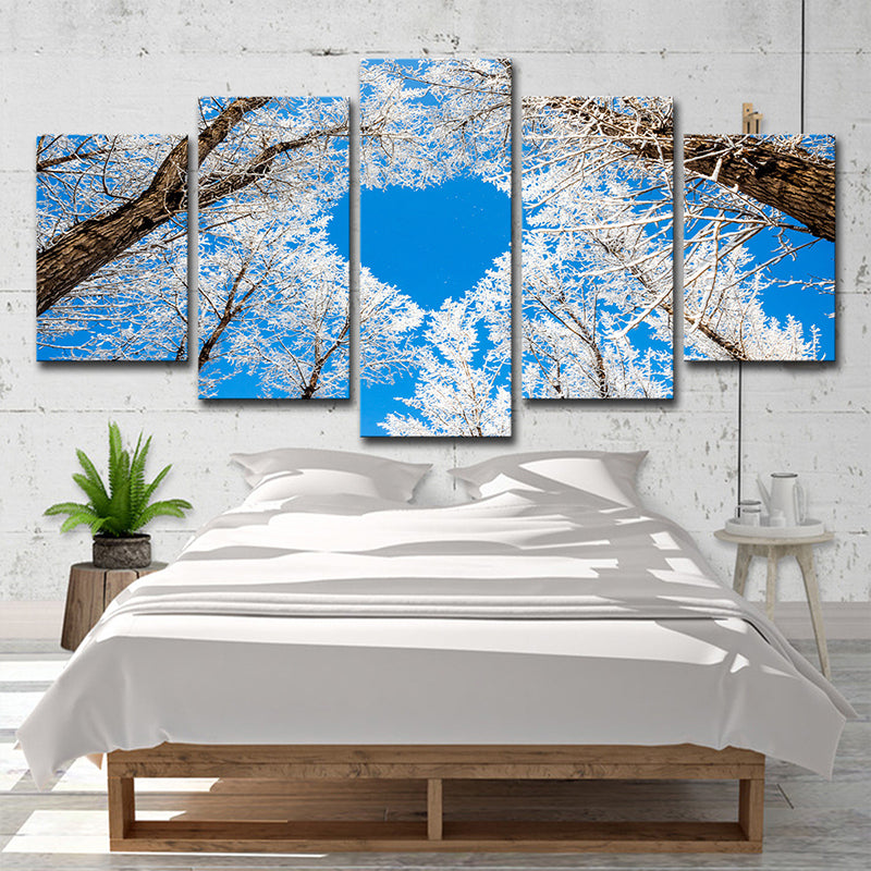 Nordic Winterscape Wall Art Decor Blue Heart Shaped Tree Branch Canvas Print for Bedroom Clearhalo 'Arts' 'Canvas Art' 1614125
