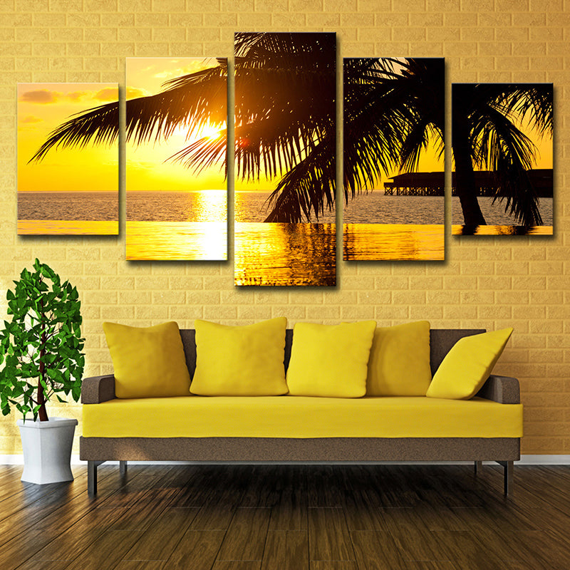 Yellow Tropix Canvas Art Sunset Seascape with Coconut Tree Print Wall Decor for Home Clearhalo 'Art Gallery' 'Canvas Art' 'Contemporary Art Gallery' 'Modern' Arts' 1614859