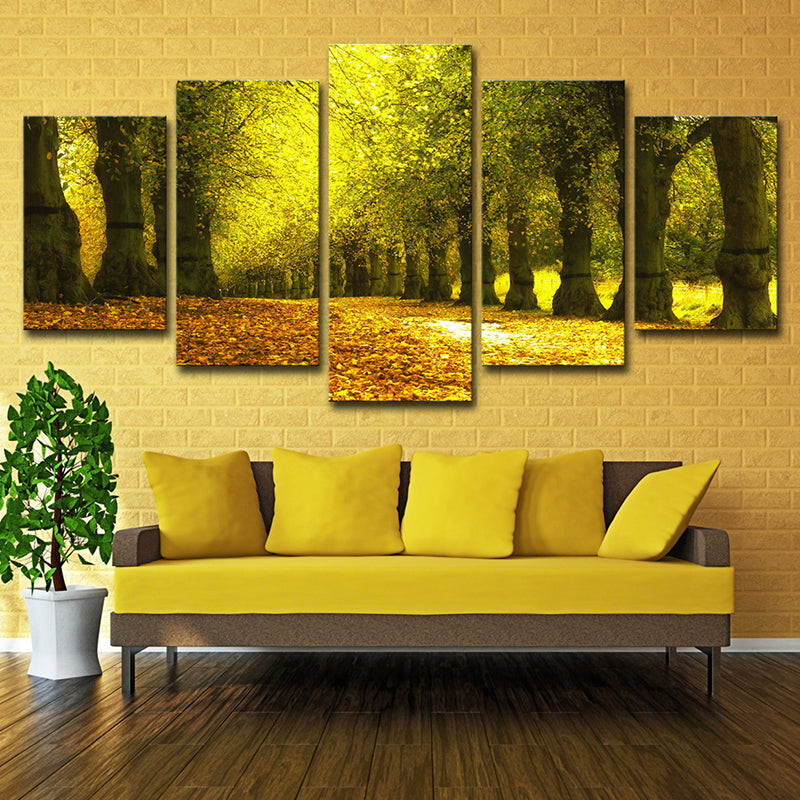 Autumn Scenery Wall Art Modern Beautiful Park Road Covered with Fallen Leaves Canvas in Green Green Clearhalo 'Art Gallery' 'Canvas Art' 'Contemporary Art Gallery' 'Modern' Arts' 1614878
