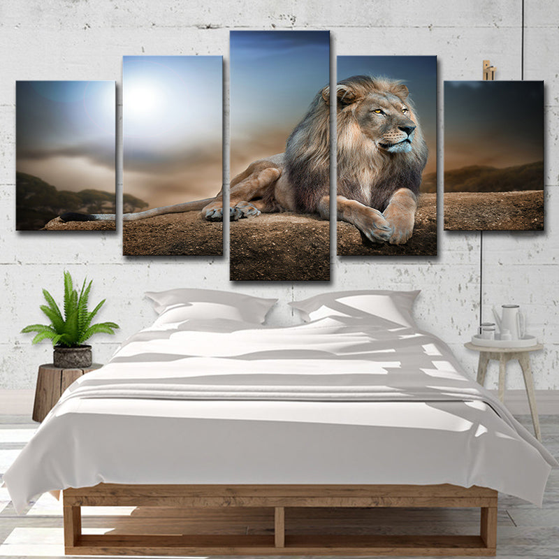 Wild Beast Lion Wall Art Print Contemporary Multi-Piece Canvas in Brown and Blue Clearhalo 'Art Gallery' 'Canvas Art' 'Contemporary Art Gallery' 'Modern' Arts' 1615100