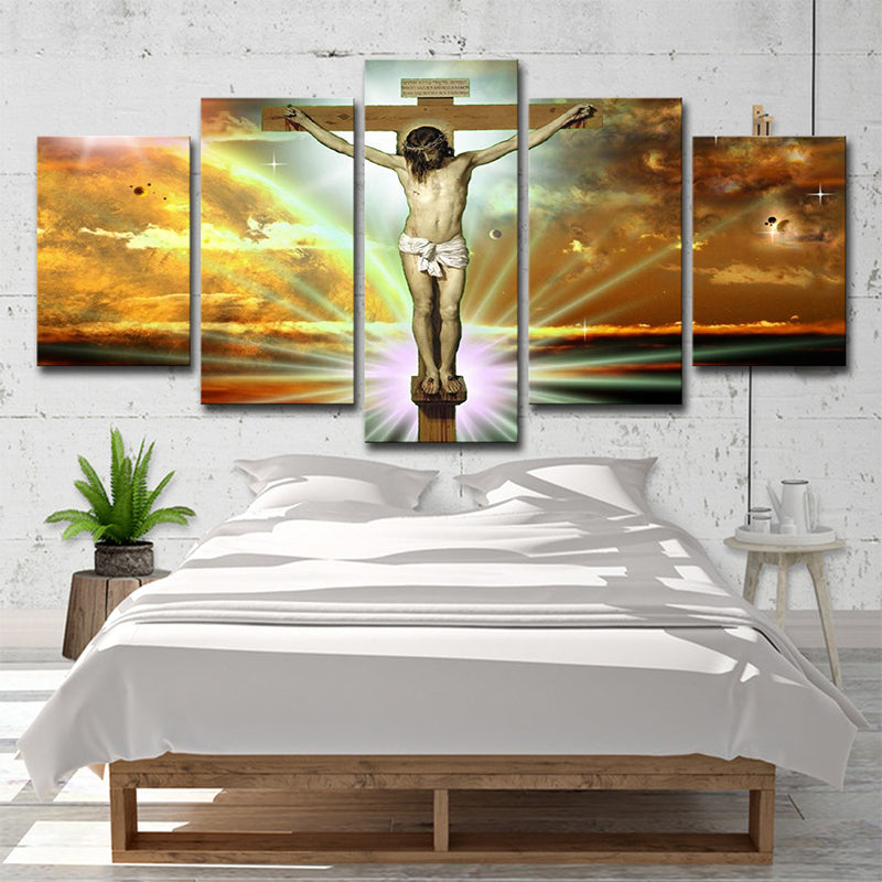 Religion Wall Art Orange Canvas the Crucifixion and Death of Jesus Painting, Multi-Piece Clearhalo 'Art Gallery' 'Canvas Art' 'Contemporary Art Gallery' 'Modern' Arts' 1615211