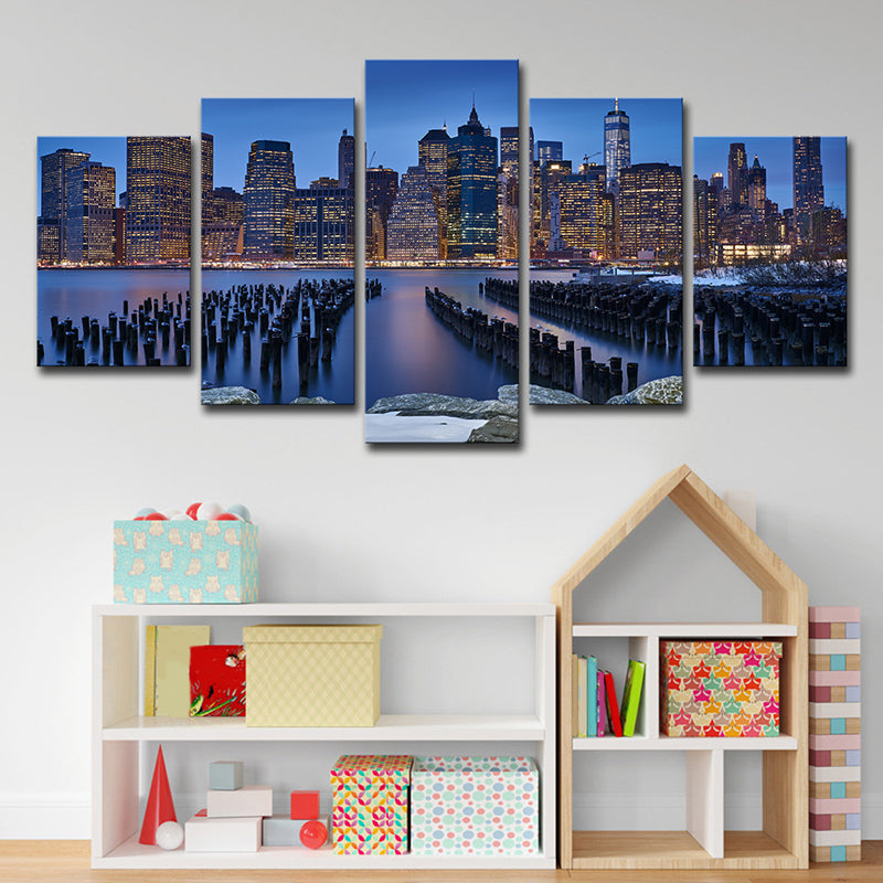 Manhattan Night Scenery Canvas Art Global Inspired Multi-Piece Bedroom Wall Decor Clearhalo 'Art Gallery' 'Canvas Art' 'Contemporary Art Gallery' 'Modern' Arts' 1616354