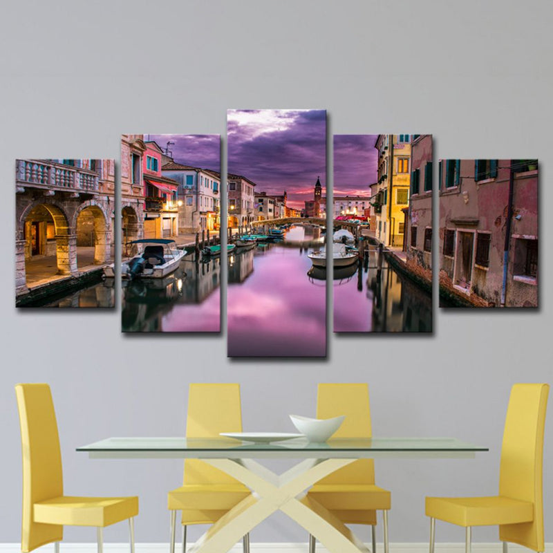 Venice Town Canvas Print Global Inspired Stunning Evening Glow Wall Art in Purple Clearhalo 'Art Gallery' 'Canvas Art' 'Contemporary Art Gallery' 'Modern' Arts' 1616465