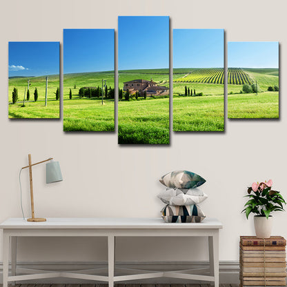 Farm Landscape Wall Art Decor Modern Vast Meadow Scenery Canvas in Green and Blue Green Clearhalo 'Art Gallery' 'Canvas Art' 'Contemporary Art Gallery' 'Modern' Arts' 1616485