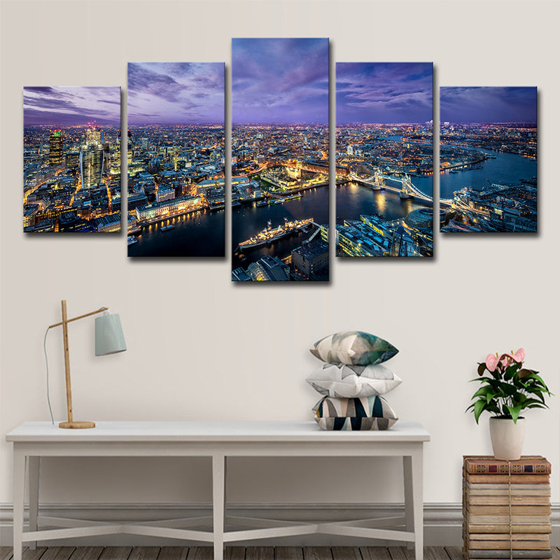 Purple Modernist Art Print Western Europe City Night Scene Canvas for Sitting Room Clearhalo 'Art Gallery' 'Canvas Art' 'Contemporary Art Gallery' 'Modern' Arts' 1616756