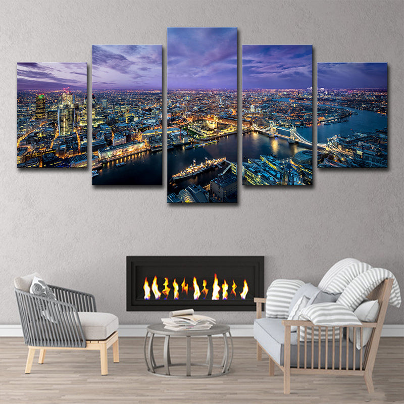 Purple Modernist Art Print Western Europe City Night Scene Canvas for Sitting Room Clearhalo 'Art Gallery' 'Canvas Art' 'Contemporary Art Gallery' 'Modern' Arts' 1616757