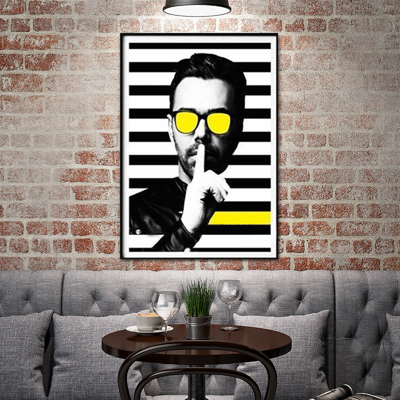 Black Silence Gesture Wall Art Figure Modern Novelty Textured Canvas Print for Home Clearhalo 'Art Gallery' 'Canvas Art' 'Contemporary Art Gallery' 'Modern' Arts' 1616848