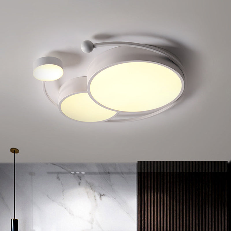 White LED Circular Close to Ceiling Lamp Simplicity Metallic Flushmount Lighting in Warm/White/3 Color Light Clearhalo 'Ceiling Lights' 'Close To Ceiling Lights' 'Close to ceiling' 'Flush mount' Lighting' 1623797