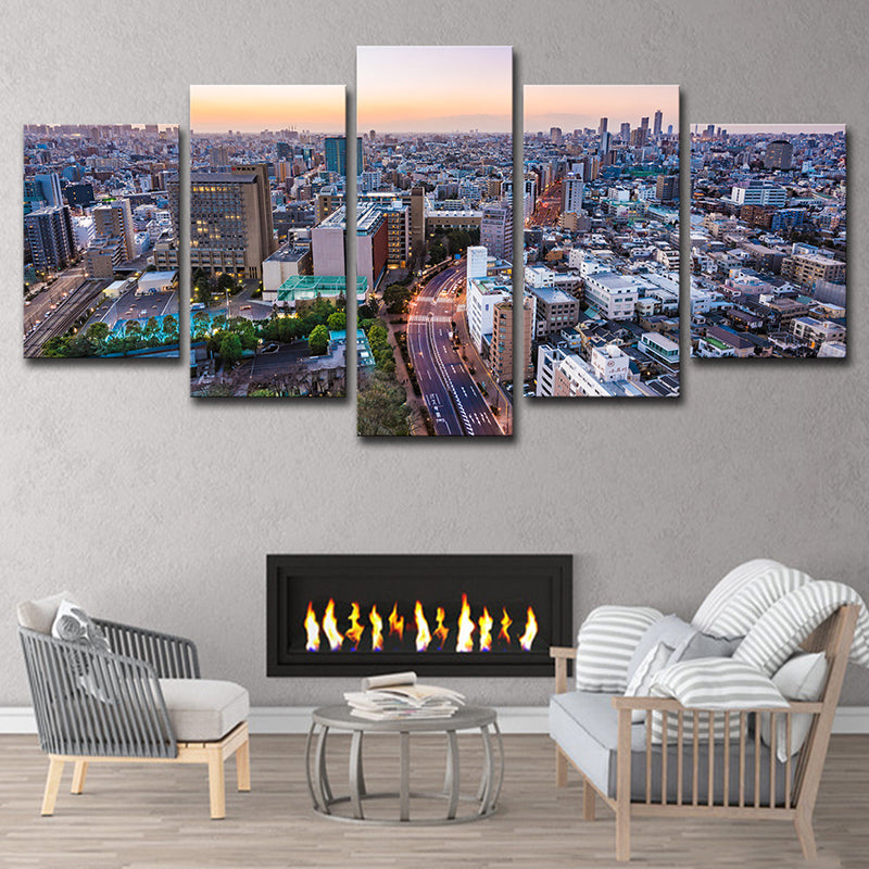 Multi-Piece Purple Canvas Modern Skyline View of Tokyo at Early Night Wall Art for Home Purple Clearhalo 'Art Gallery' 'Canvas Art' 'Contemporary Art Gallery' 'Modern' Arts' 1625647