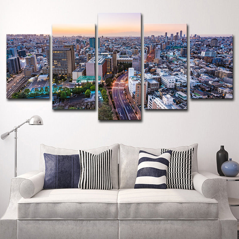 Multi-Piece Purple Canvas Modern Skyline View of Tokyo at Early Night Wall Art for Home Clearhalo 'Art Gallery' 'Canvas Art' 'Contemporary Art Gallery' 'Modern' Arts' 1625649