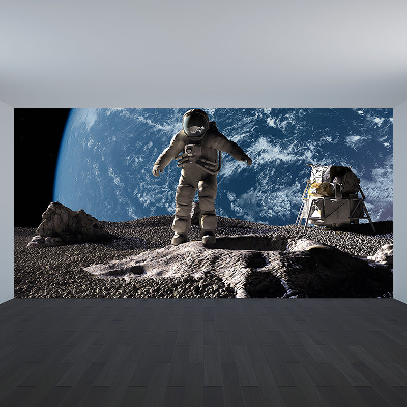 Stain-Proof Astronaut and Earth Mural Fictional Non-Woven Wall Art, Made to Measure Clearhalo 'Wall Decor' 'Wall Mural' 1627839