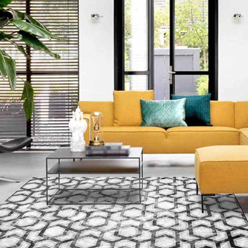 Modern Living Room Rug in Black and White Geometric Hexagon Print Rug Polyester Anti-Slip Backing Area Rug Clearhalo 'Area Rug' 'Modern' 'Rugs' Rug' 1634435