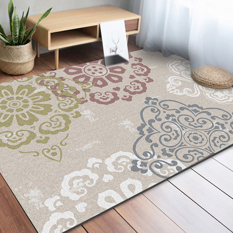 Classic Floral Pattern Rug Light Brown Polyester Rug Machine Washable Non-Slip Area Rug for Bedroom Light Brown Clearhalo 'Area Rug' 'Rugs' 'Vintage' Rug' 1634589