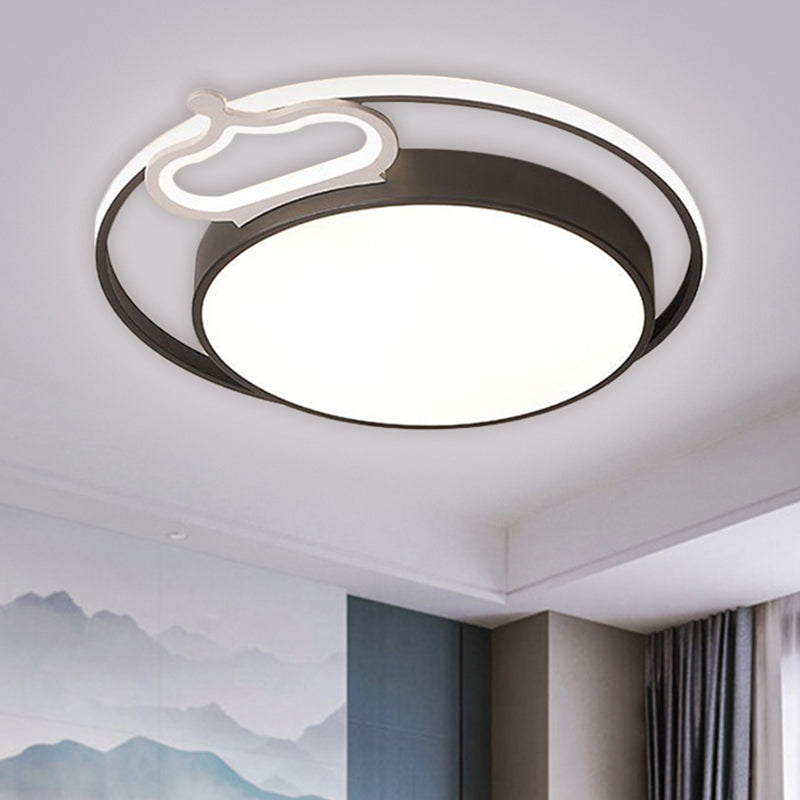 Black/White Slim Drum Ceiling Lamp Nordic Style LED Metal Flush Mount Fixture in Warm/White Light, 16.5"/20.5" Width Black Clearhalo 'Ceiling Lights' 'Close To Ceiling Lights' 'Close to ceiling' 'Flush mount' Lighting' 1637167
