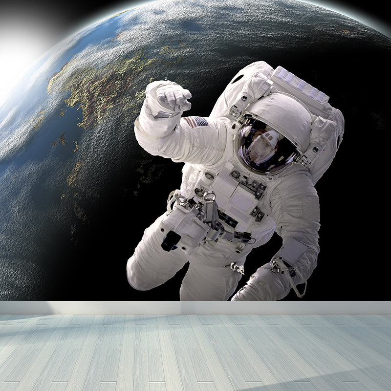 Non-Woven Decorative Wall Mural Sci-Fi Astronaut and Milky Way View Wall Covering Clearhalo 'Wall Decor' 'Wall Mural' 1637510