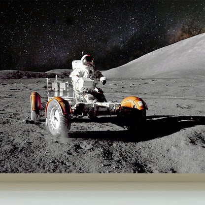 Futuristic Astronaut Mural Non-Woven Texture Stain-Proof Black Wall Art for Bedroom Grey Clearhalo 'Wall Decor' 'Wall Mural' 1637513