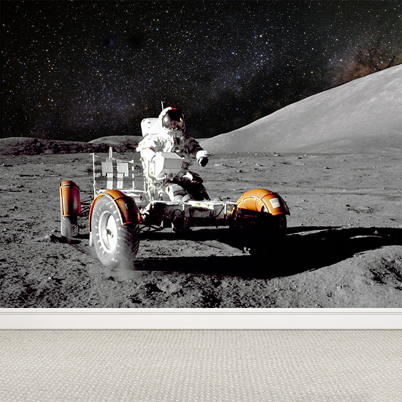 Futuristic Astronaut Mural Non-Woven Texture Stain-Proof Black Wall Art for Bedroom Clearhalo 'Wall Decor' 'Wall Mural' 1637514