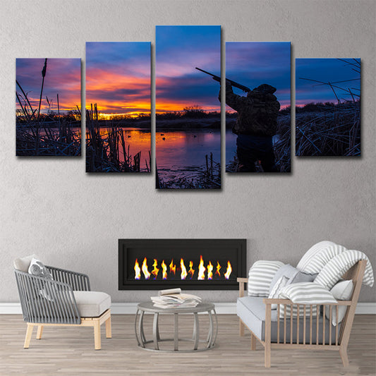 Hunting with Evening Glow Art Print Modernist Multi-Piece Sitting Room Wall Decor in Blue Blue Clearhalo 'Art Gallery' 'Canvas Art' 'Contemporary Art Gallery' 'Modern' Arts' 1638885
