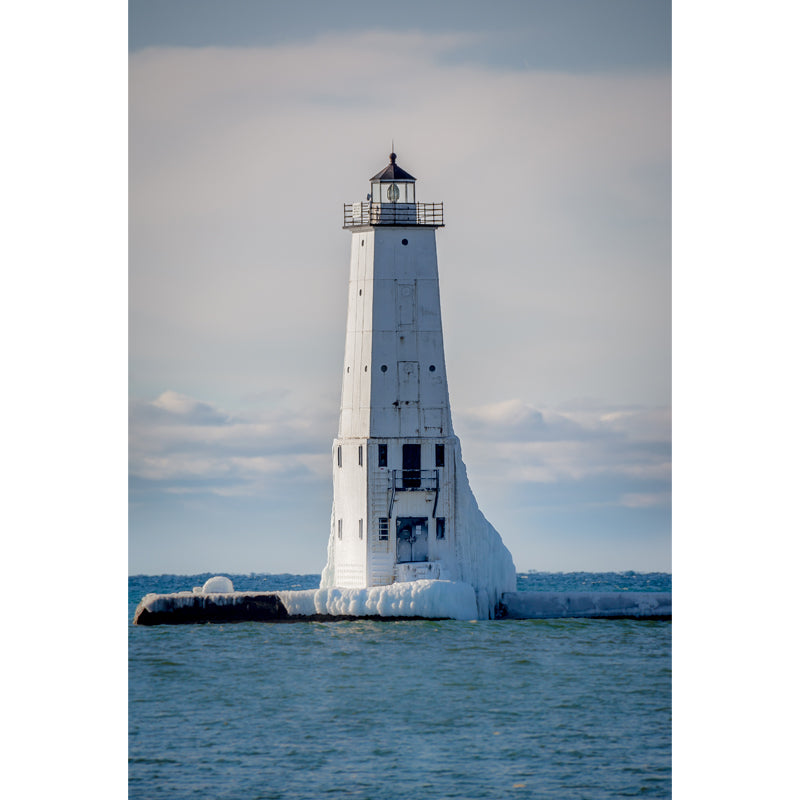 Huge Tall Lighthouse Mural Decal for Bathroom Landscape Wall Art in White, Stain-Proof Clearhalo 'Wall Decor' 'Wall Mural' 1647122