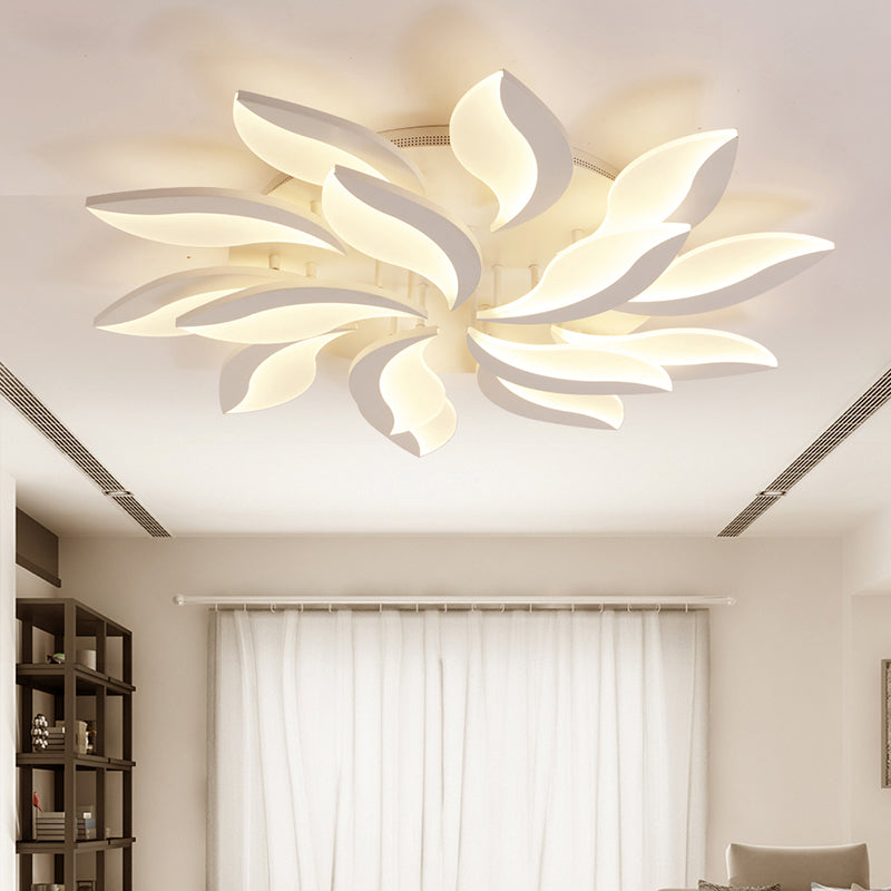 Acrylic Flower Flush Mount Light Contemporary LED 3/5/9 Lights Ceiling Lighting Fixture in Warm/White/Natural Light Clearhalo 'Ceiling Lights' 'Close To Ceiling Lights' 'Close to ceiling' 'Semi-flushmount' Lighting' 164906