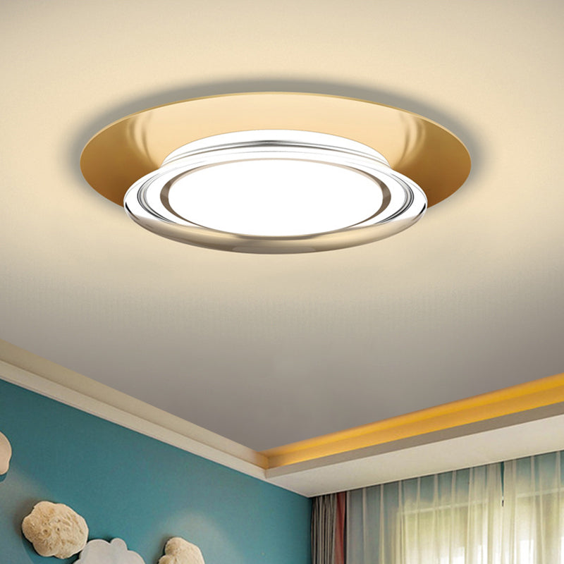 Black/Gold Round Flush Light Fixture Simple Metal LED Ceiling Flush Mount for Parlor in Warm/White Light Clearhalo 'Ceiling Lights' 'Close To Ceiling Lights' 'Close to ceiling' 'Flush mount' Lighting' 1649498