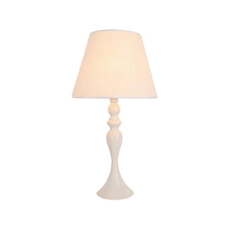 Retro Style Conic Table Light 1-Head Fabric Night Lamp with Baluster Base in White/Black Clearhalo 'Lamps' 'Table Lamps' Lighting' 1649661