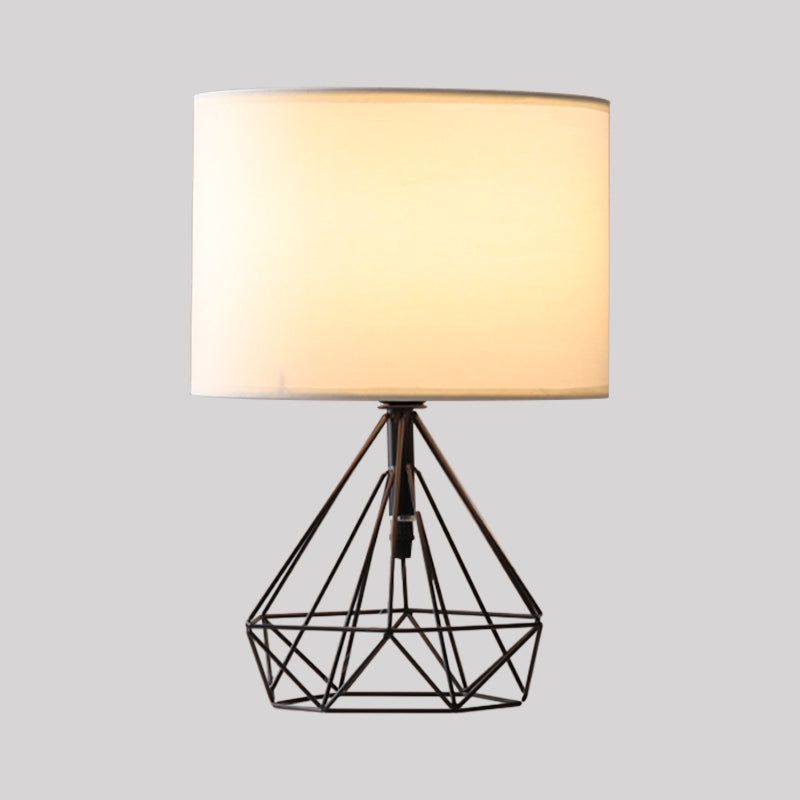 Fabric Drum Desk Light Modernist 1 Head Table Lamp with Geometric in Black/Gold Base for Study Room Clearhalo 'Lamps' 'Table Lamps' Lighting' 1651535