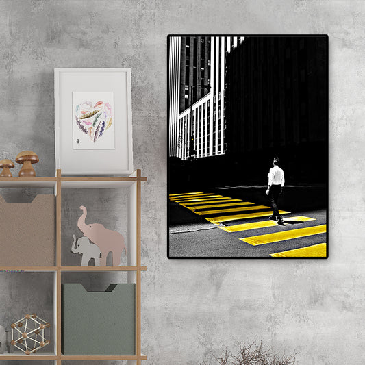 Yellow City View Wall Decor Photo Man Crossing the Road Modern Textured Canvas Art Clearhalo 'Art Gallery' 'Canvas Art' 'Contemporary Art Gallery' 'Modern' Arts' 1652268