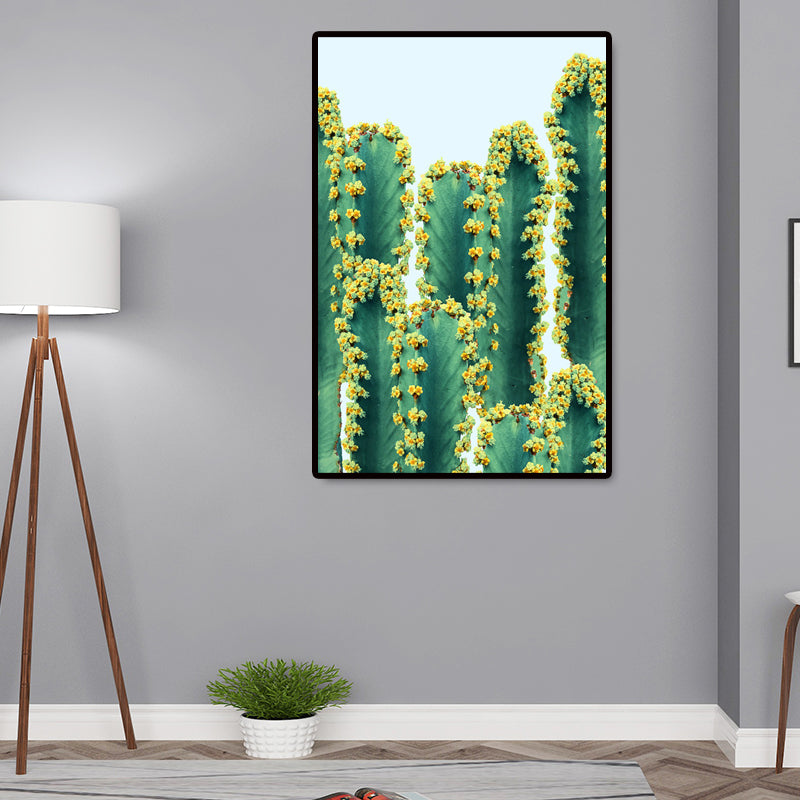 Novelty Cactus Canvas Wall Art for Bedroom Botanix Wall Decoration in Green, Texture Green Clearhalo 'Art Gallery' 'Canvas Art' 'Contemporary Art Gallery' 'Modern' Arts' 1652587